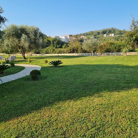 La Hacienda Hotel Ulcinj Luaran gambar