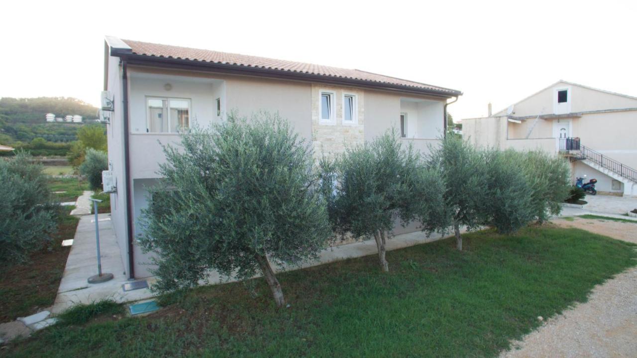 La Hacienda Hotel Ulcinj Luaran gambar