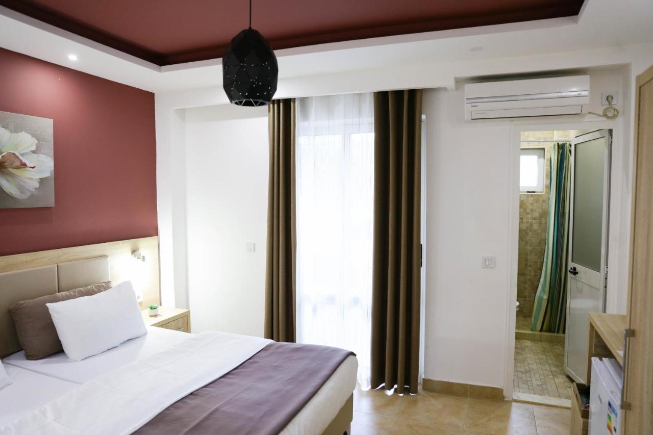 La Hacienda Hotel Ulcinj Luaran gambar