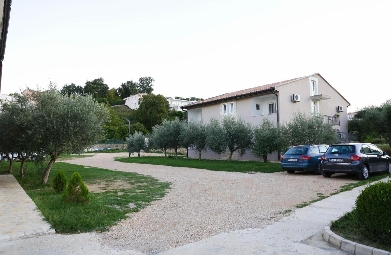 La Hacienda Hotel Ulcinj Luaran gambar