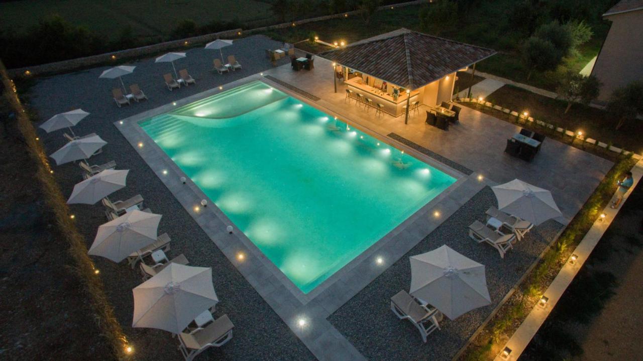 La Hacienda Hotel Ulcinj Luaran gambar