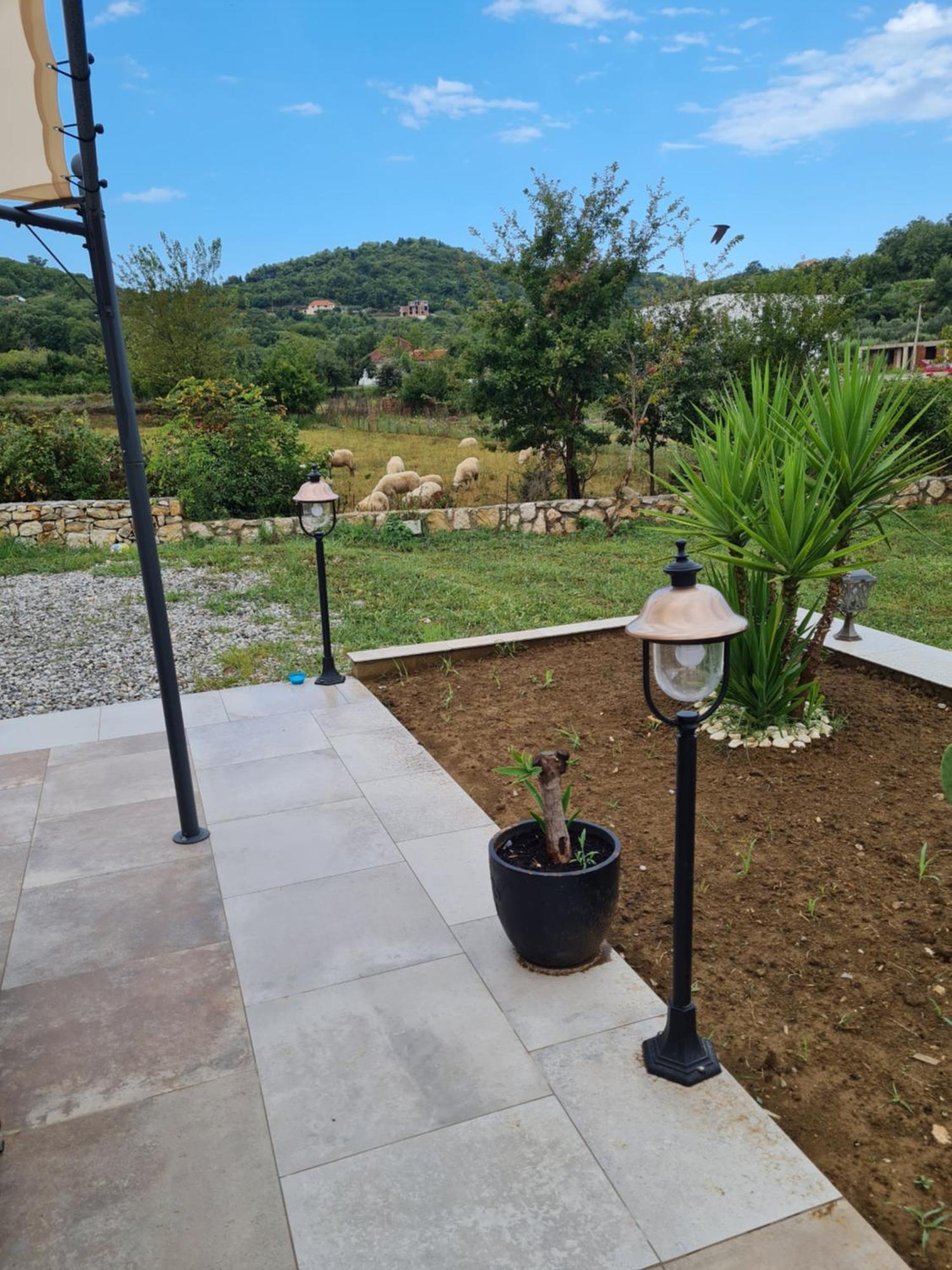 La Hacienda Hotel Ulcinj Luaran gambar