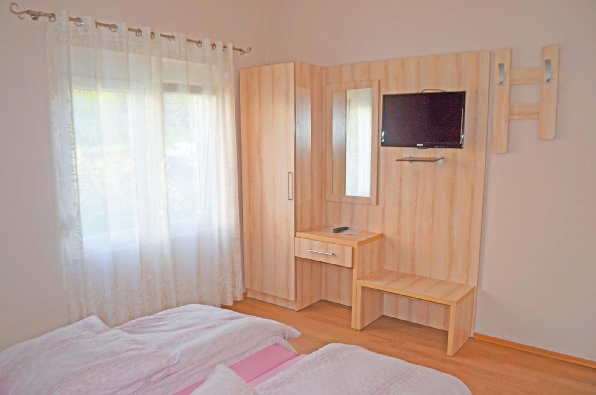 La Hacienda Hotel Ulcinj Bilik gambar